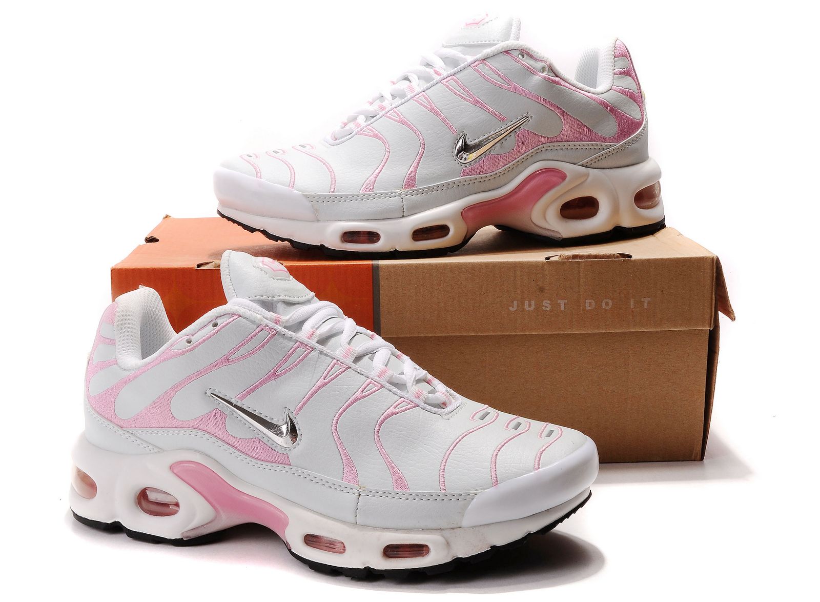 nike tn rose et blanche